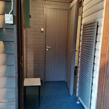 Mini-cottage Airport